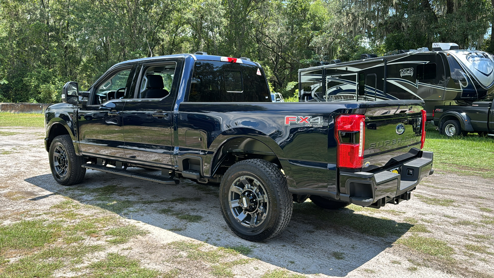 2024 Ford F-350SD Lariat 4