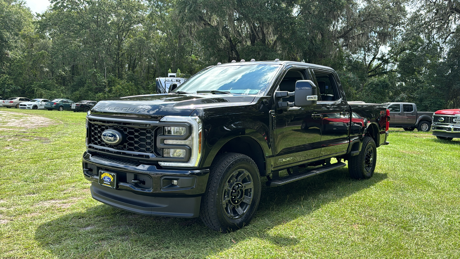 2024 Ford F-350SD Lariat 2