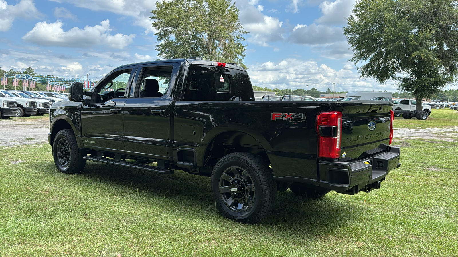 2024 Ford F-350SD Lariat 4