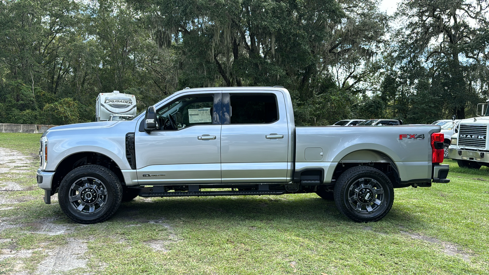 2024 Ford F-250SD Lariat 3