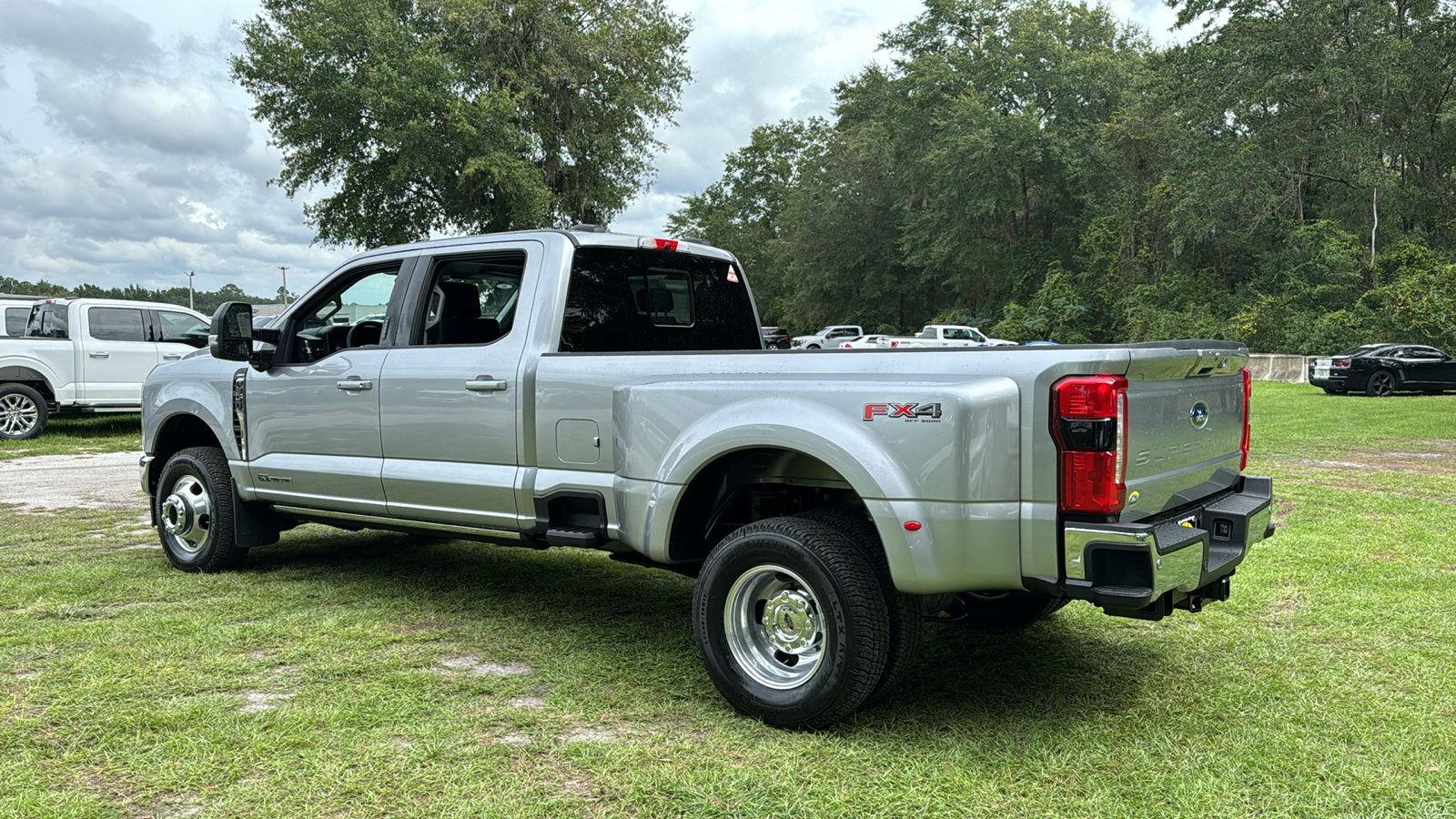 2024 Ford F-350SD Lariat 4