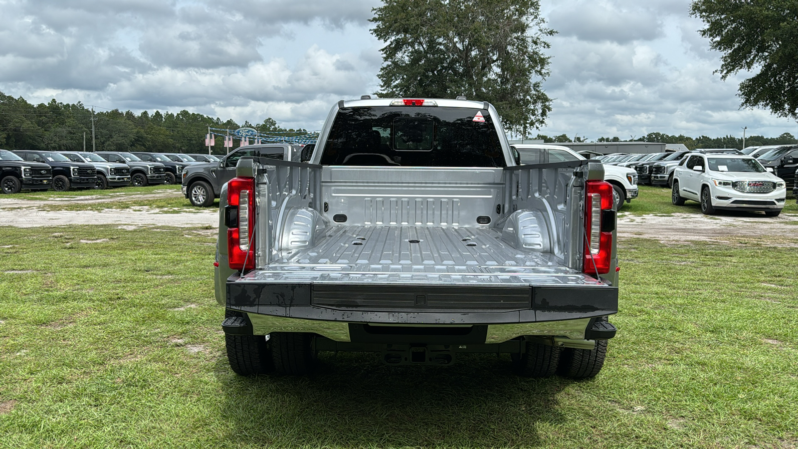 2024 Ford F-350SD Lariat 6