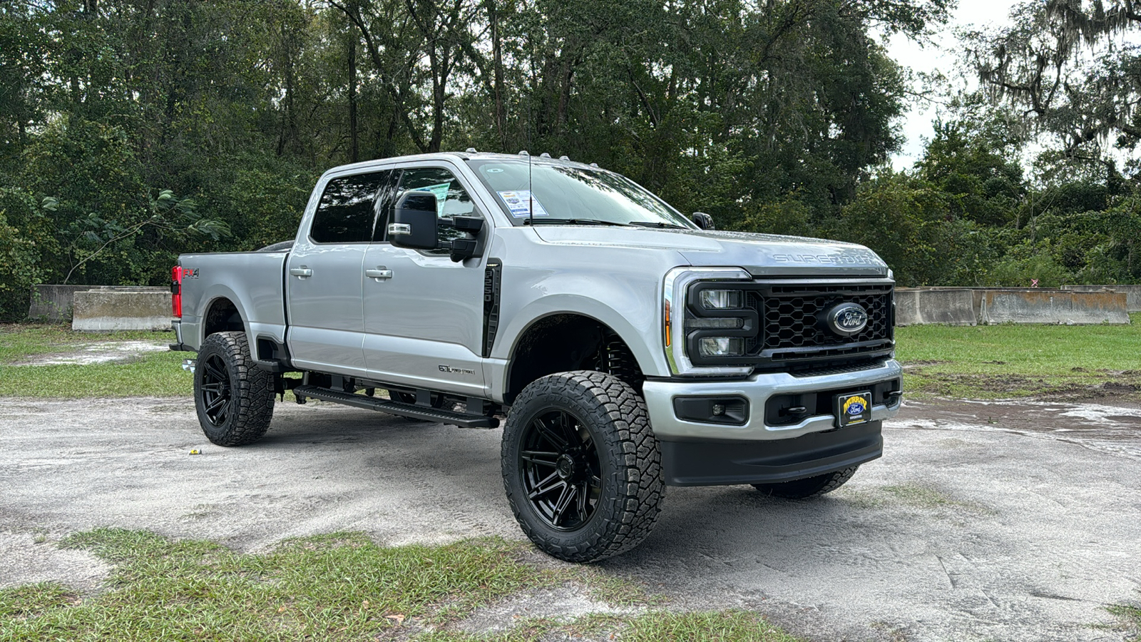 2024 Ford F-250SD Lariat 1