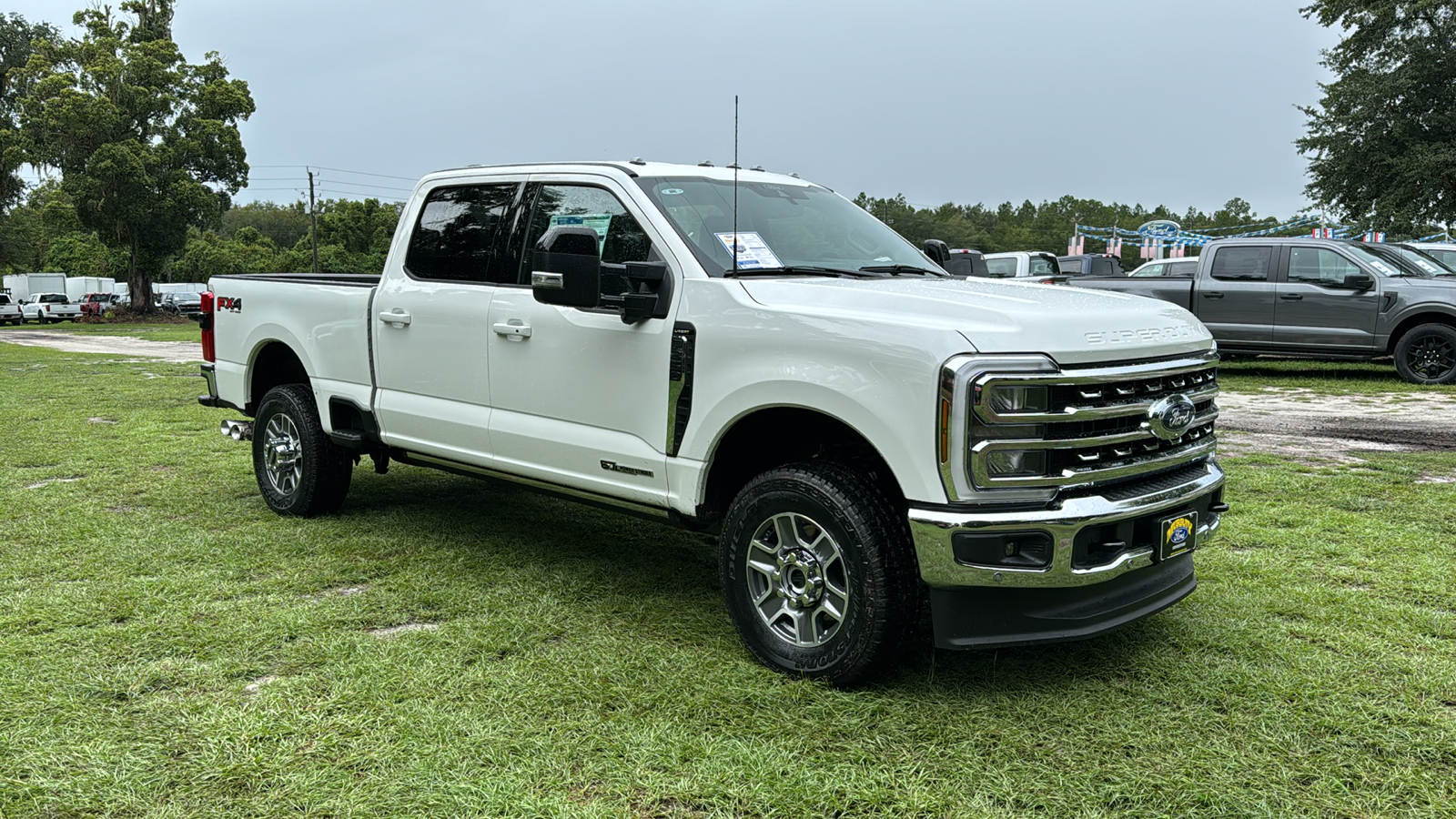 2024 Ford F-350SD Lariat 1