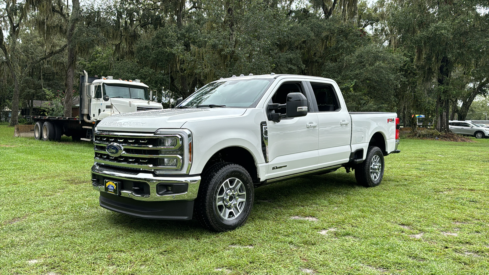 2024 Ford F-350SD Lariat 2