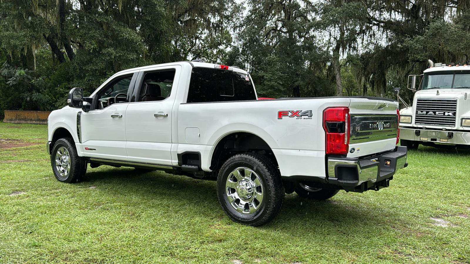 2024 Ford F-250SD King Ranch 4