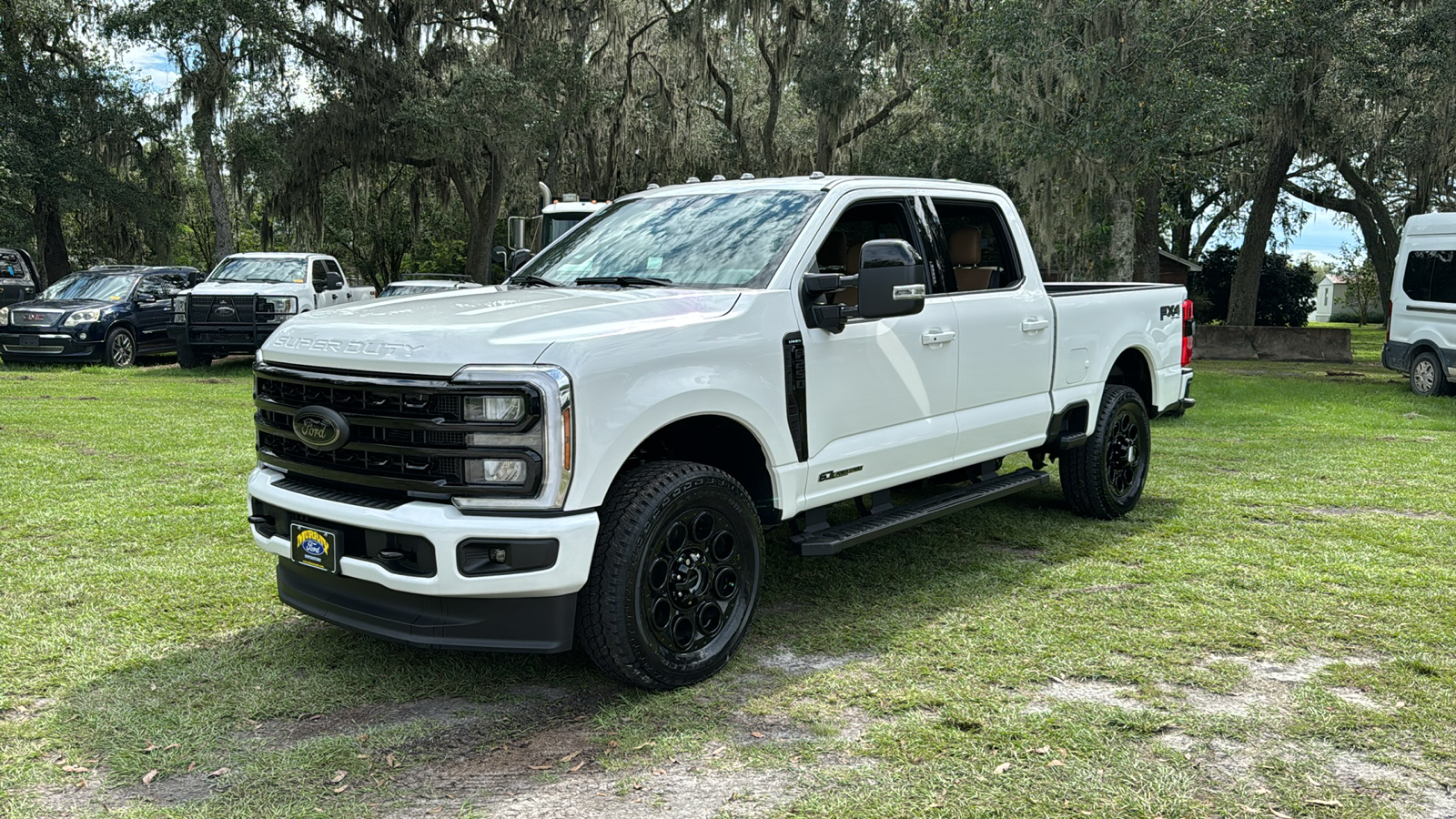 2024 Ford F-250SD Lariat 2