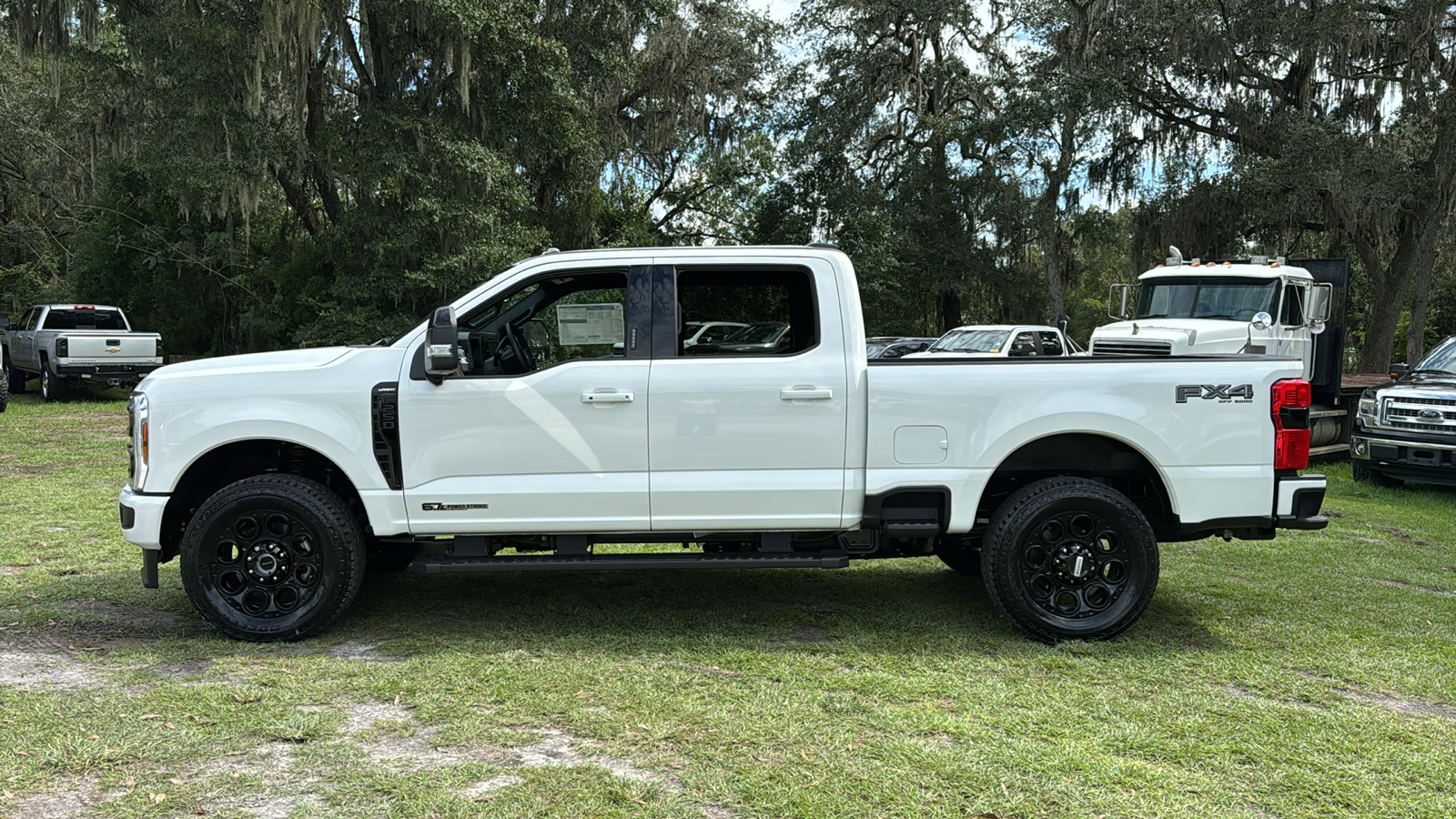 2024 Ford F-250SD Lariat 3