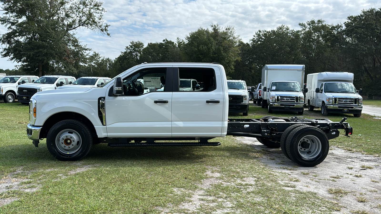 2024 Ford F-350SD XL 3