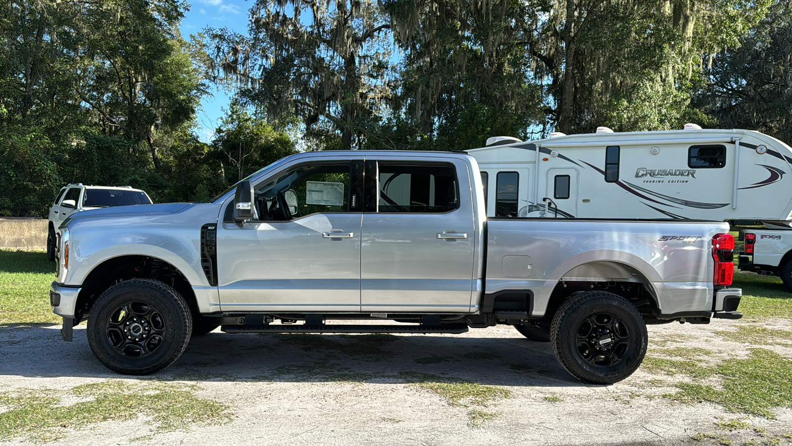 2024 Ford F-350SD XLT 3