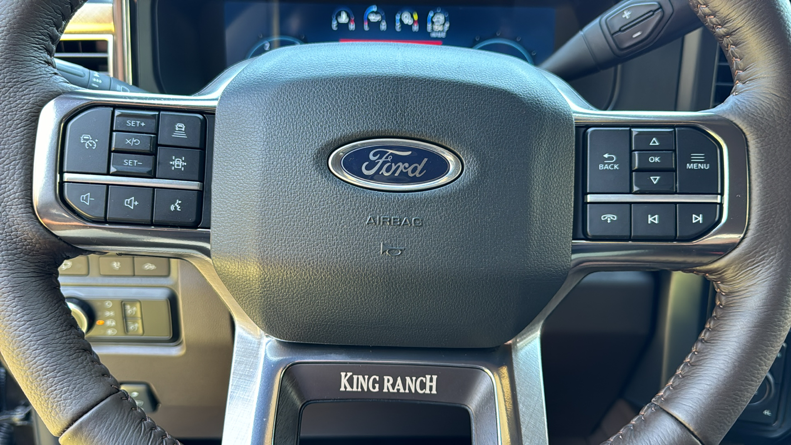 2024 Ford F-350SD King Ranch 24