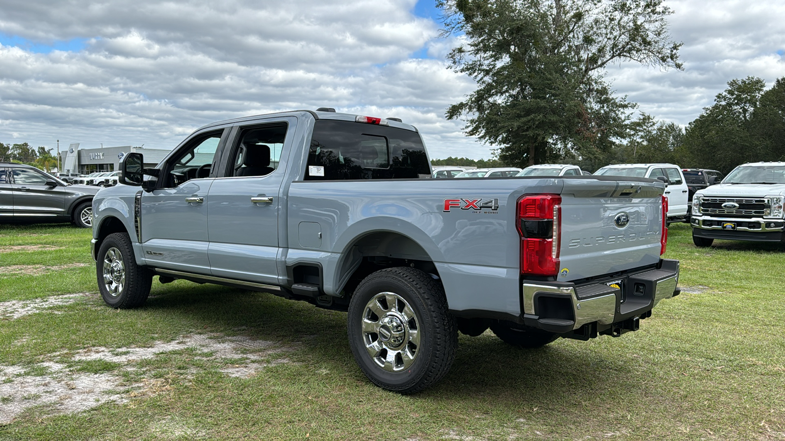 2024 Ford F-350SD Lariat 4