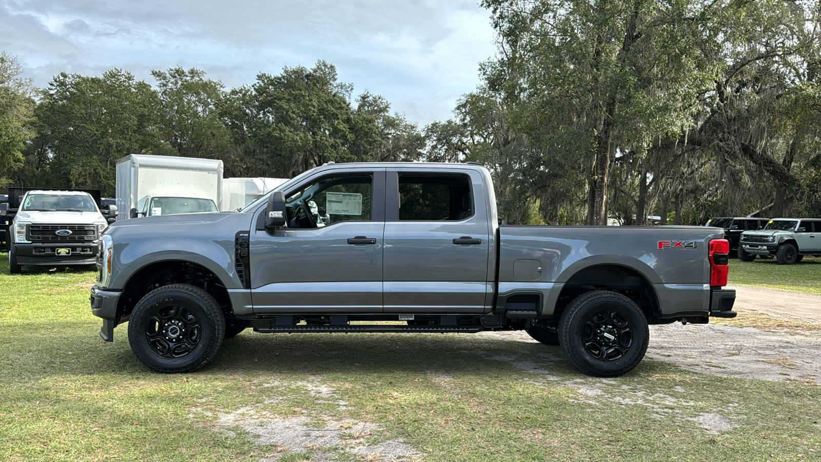 2024 Ford F-350SD XL 3