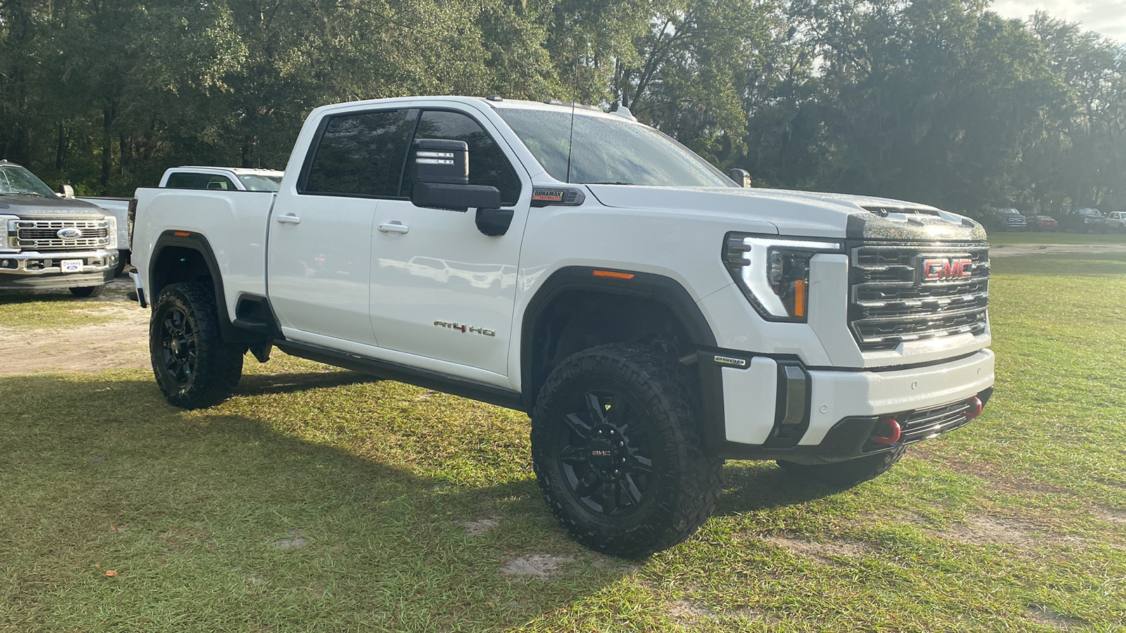 2024 GMC Sierra 2500HD AT4 1