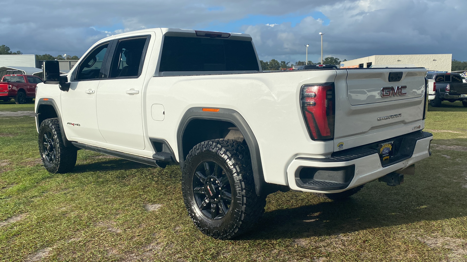 2024 GMC Sierra 2500HD AT4 12