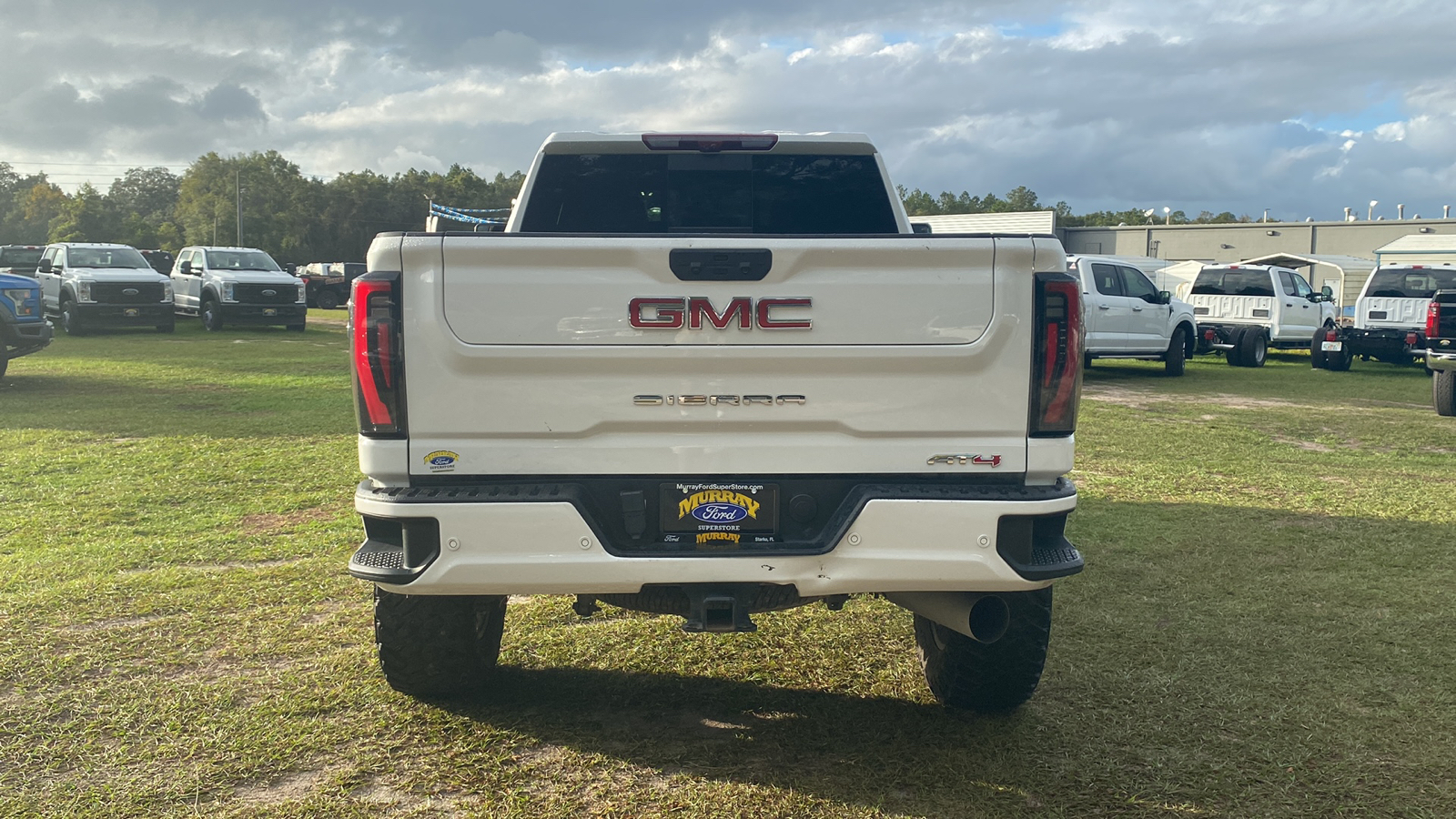 2024 GMC Sierra 2500HD AT4 13