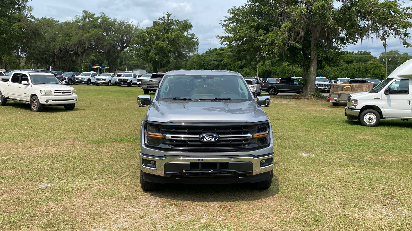 2024 Ford F-150 XLT 2