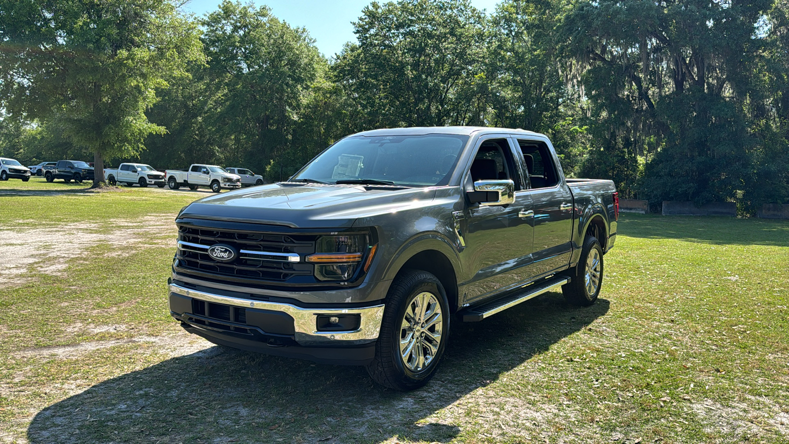 2024 Ford F-150 XLT 2