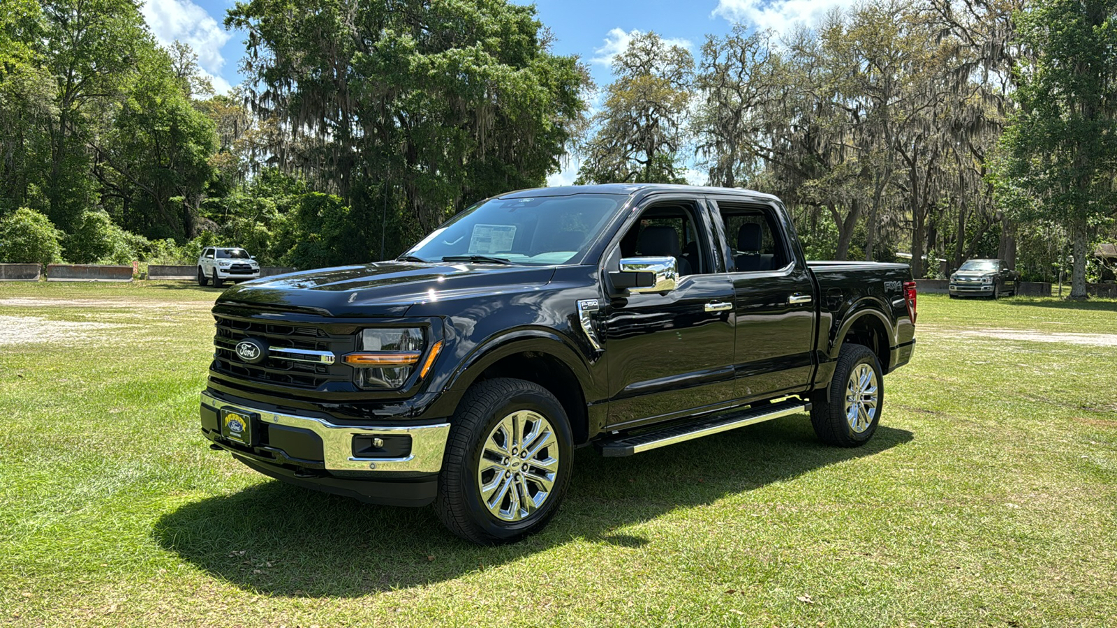 2024 Ford F-150 XLT 2