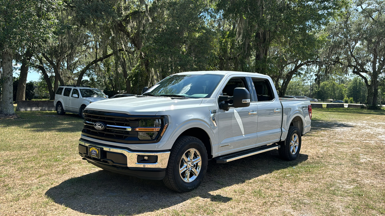 2024 Ford F-150 XLT 2