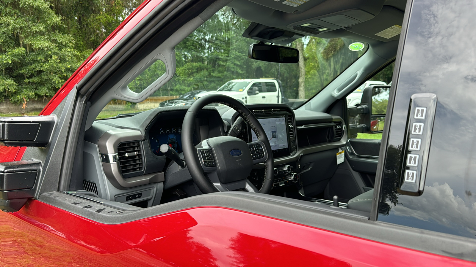 2024 Ford F-150 XLT 14