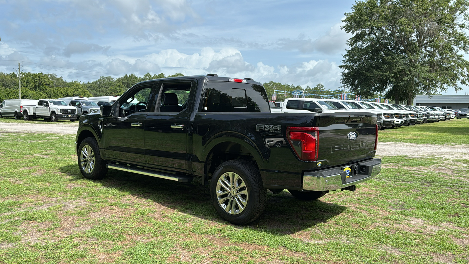 2024 Ford F-150 XLT 4