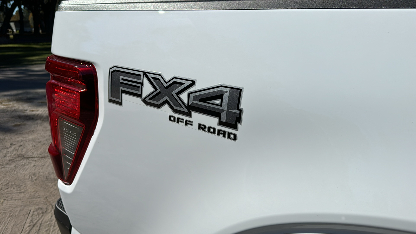 2024 Ford F-150 STX 8