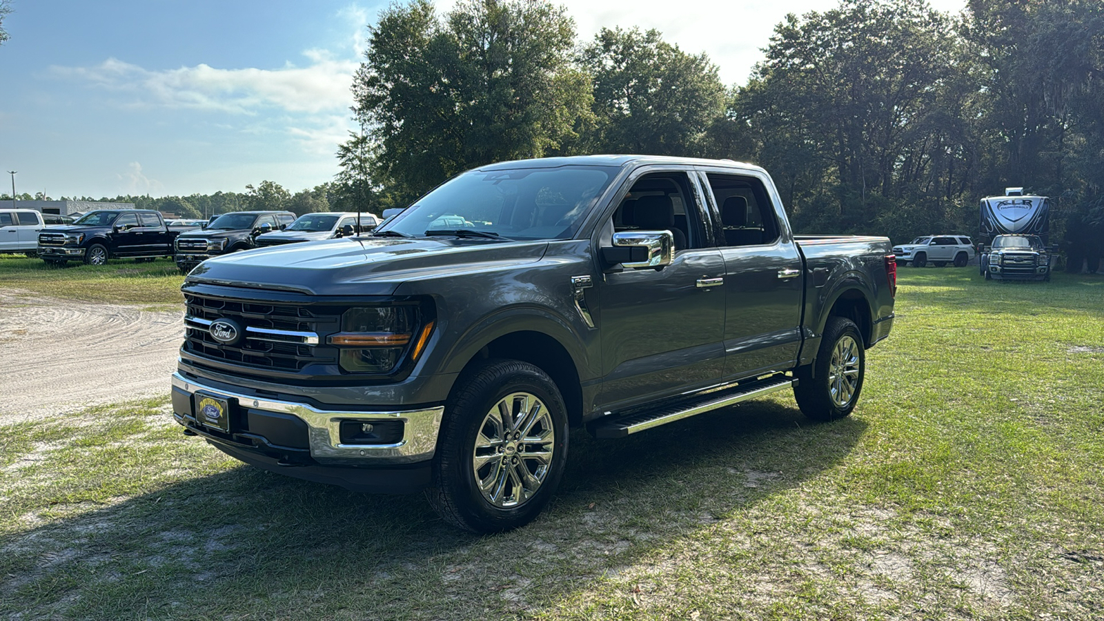 2024 Ford F-150 XLT 2