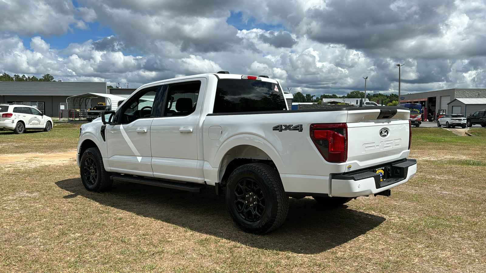 2024 Ford F-150 XLT 4