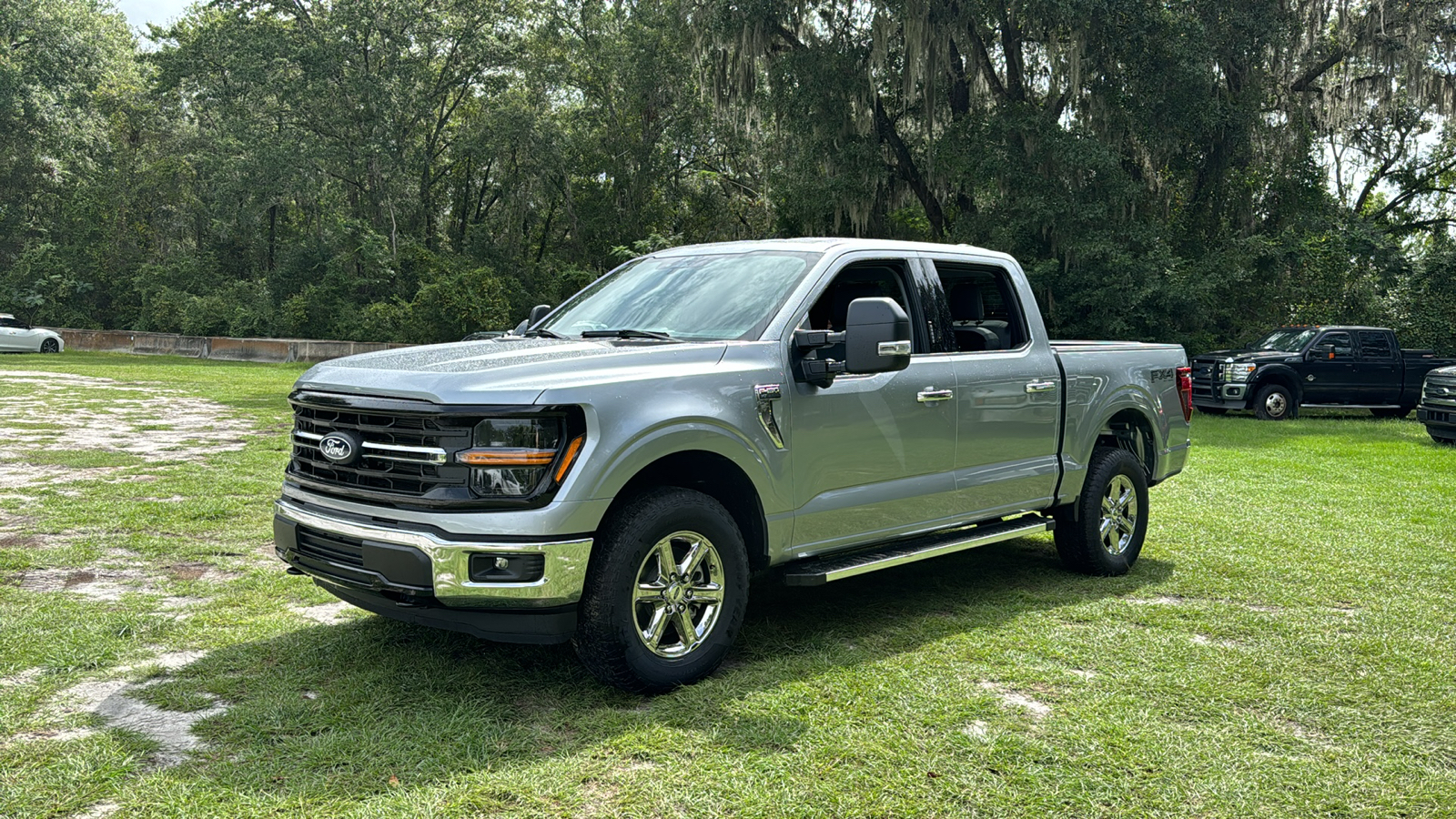 2024 Ford F-150 XLT 2