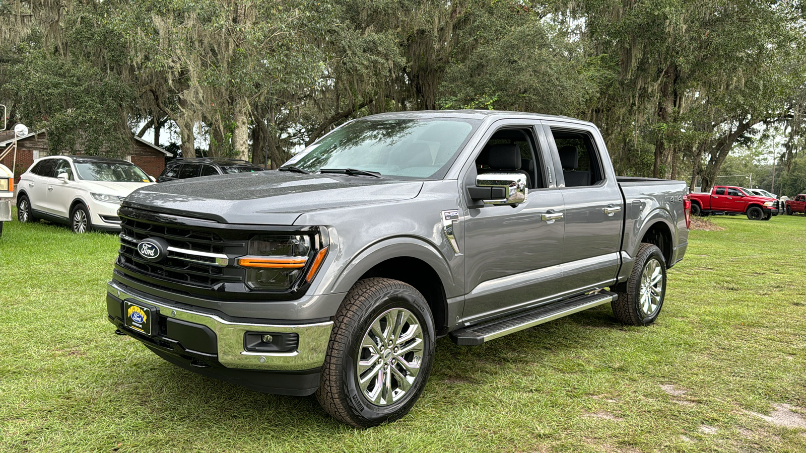 2024 Ford F-150 XLT 2