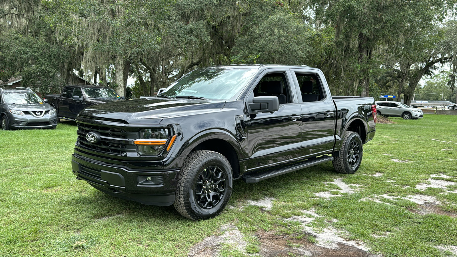 2024 Ford F-150 XLT 2