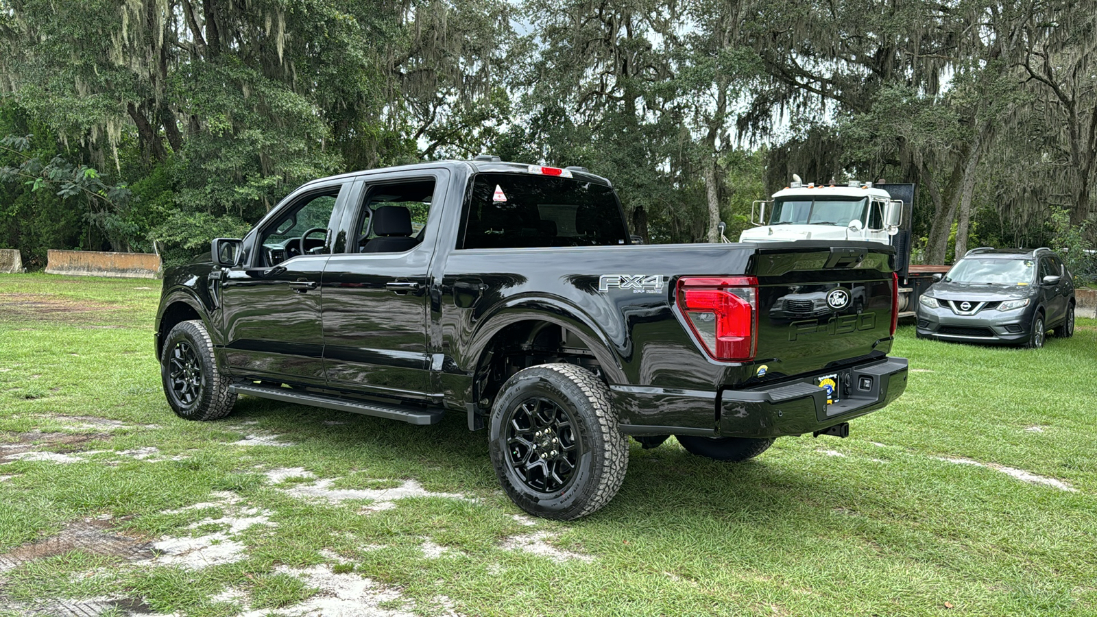 2024 Ford F-150 XLT 4