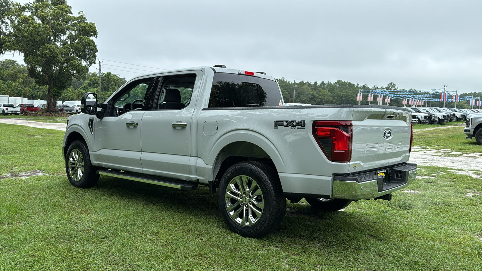 2024 Ford F-150 XLT 4