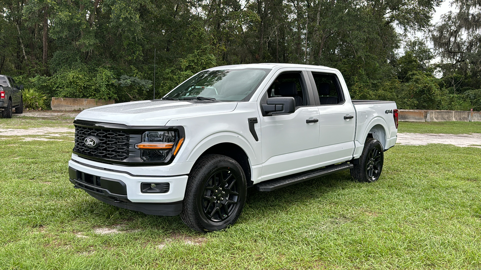 2024 Ford F-150 STX 2