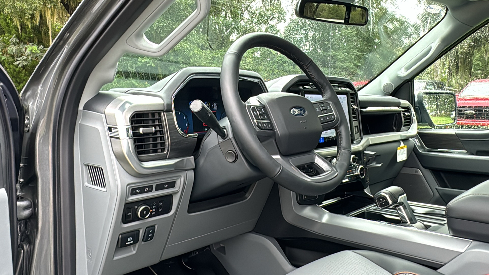 2024 Ford F-150 Lariat 36