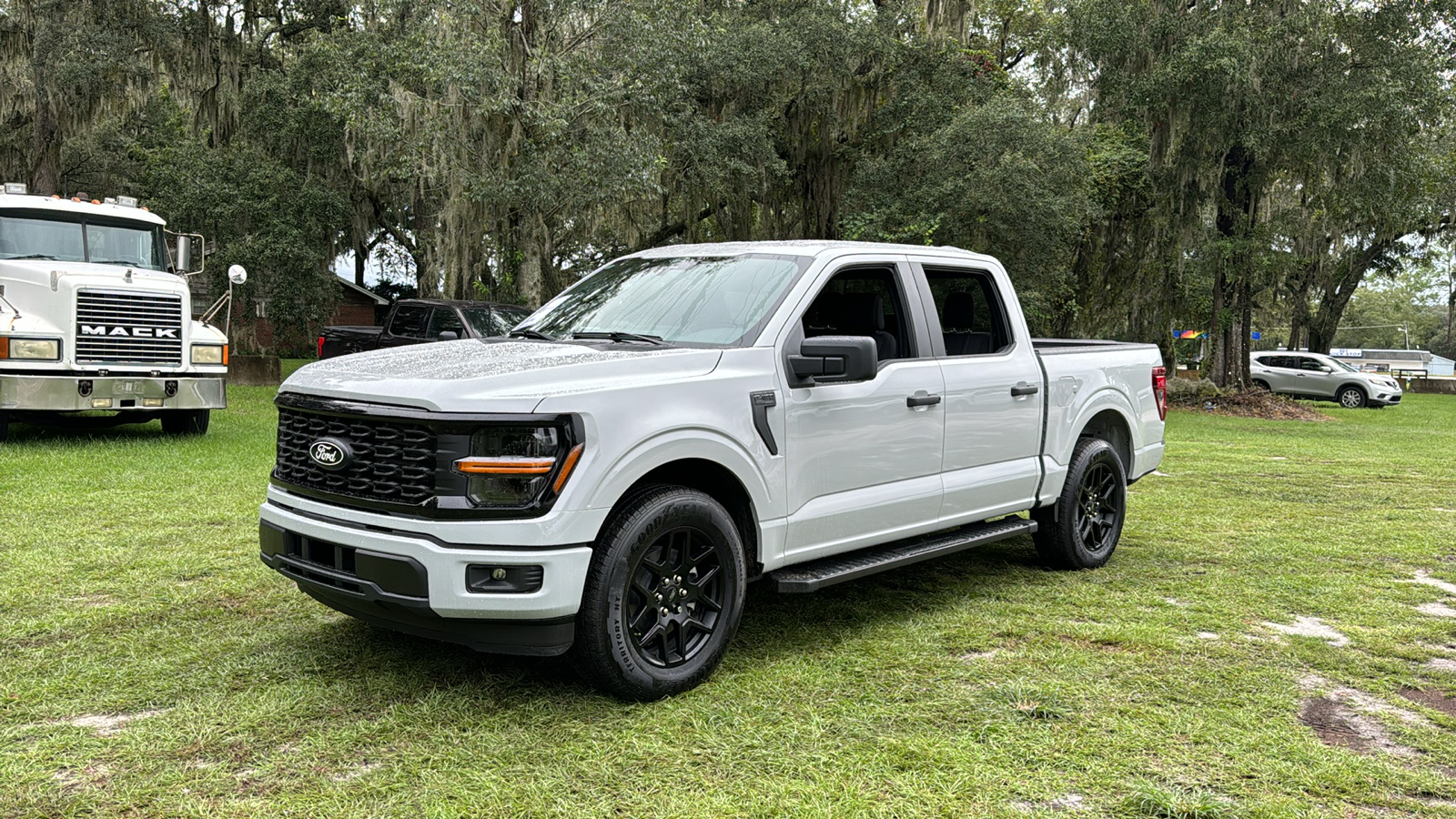 2024 Ford F-150 STX 2