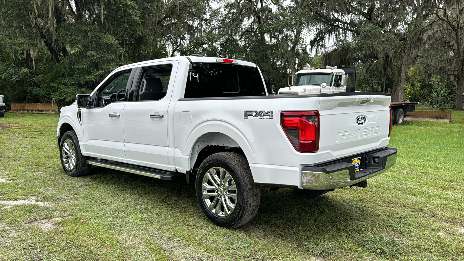 2024 Ford F-150 XLT 4