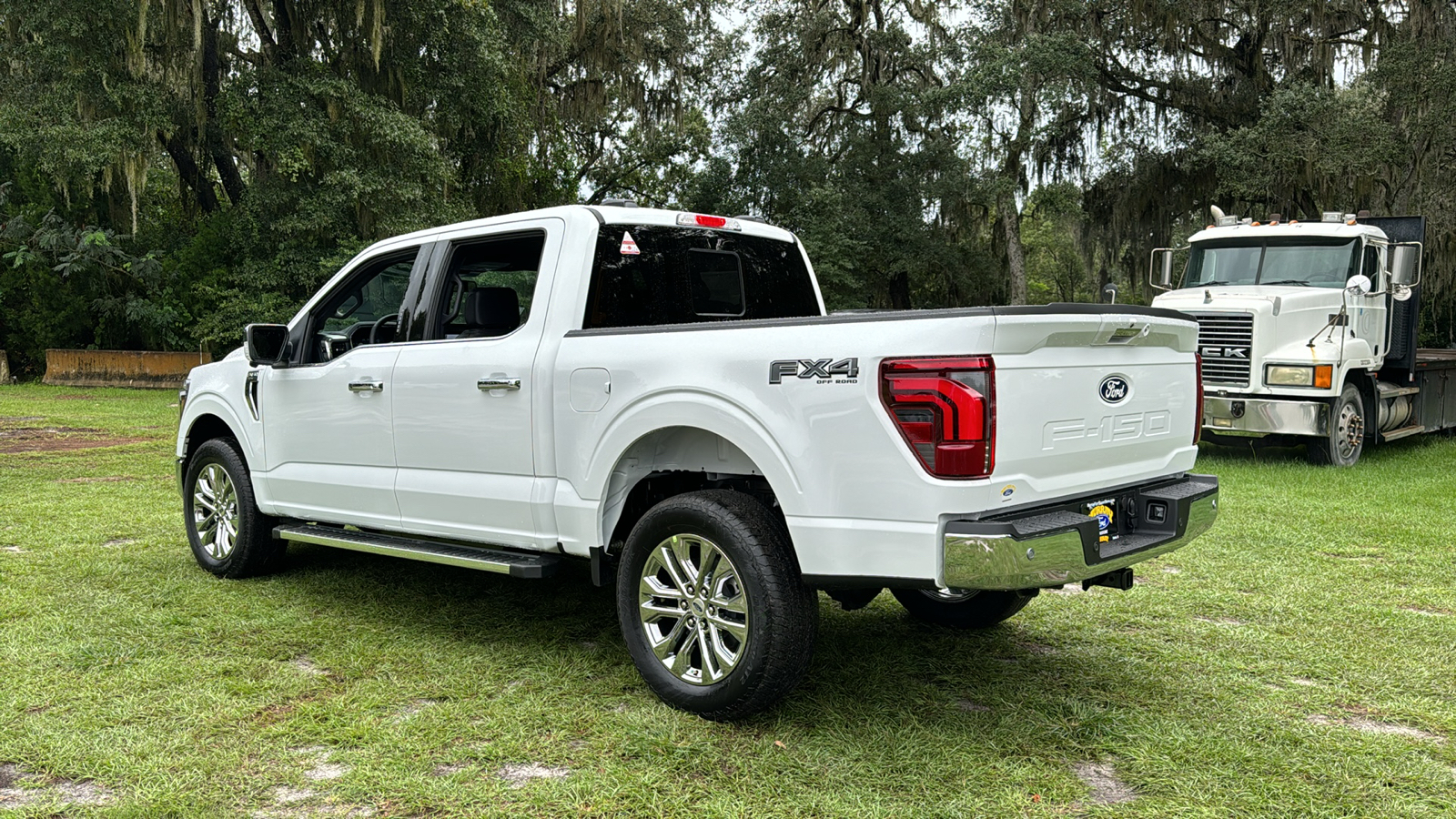 2024 Ford F-150 Lariat 4