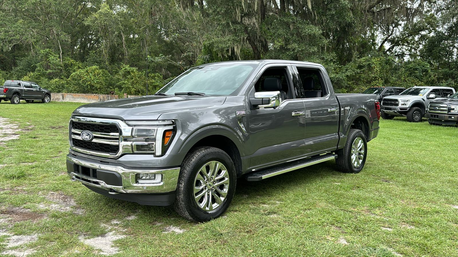 2024 Ford F-150 Lariat 2