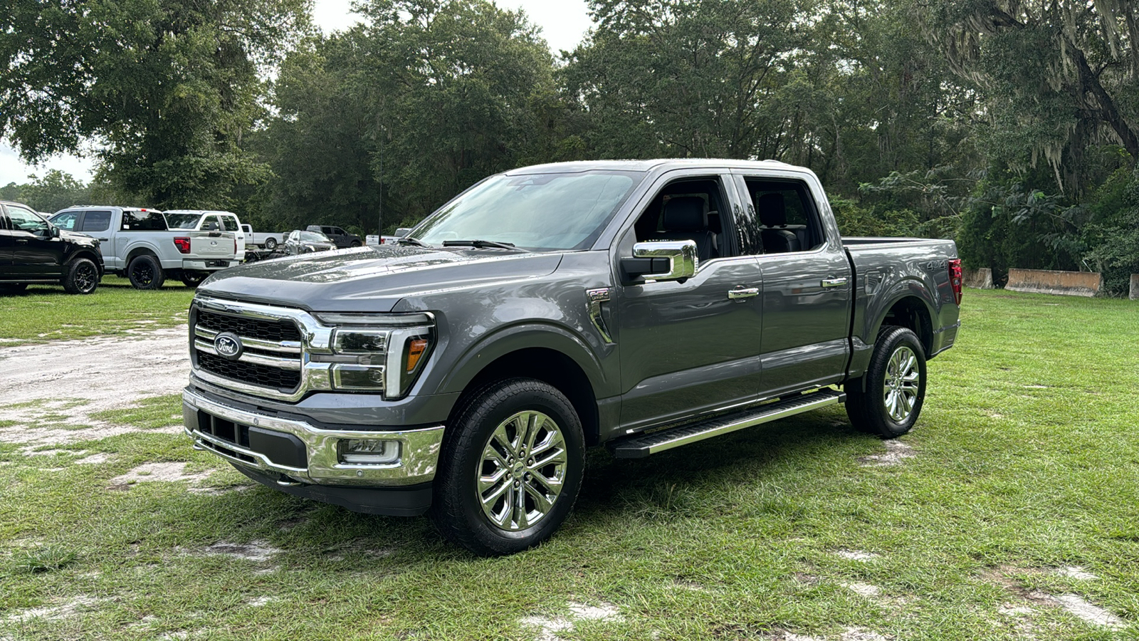 2024 Ford F-150 Lariat 2