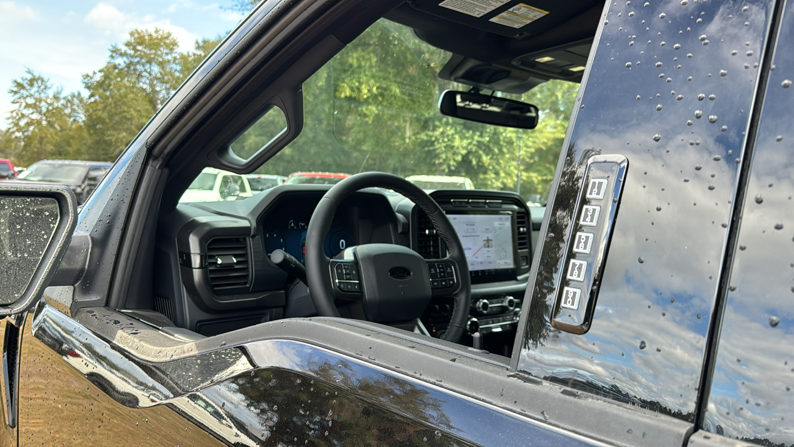 2024 Ford F-150 XLT 14