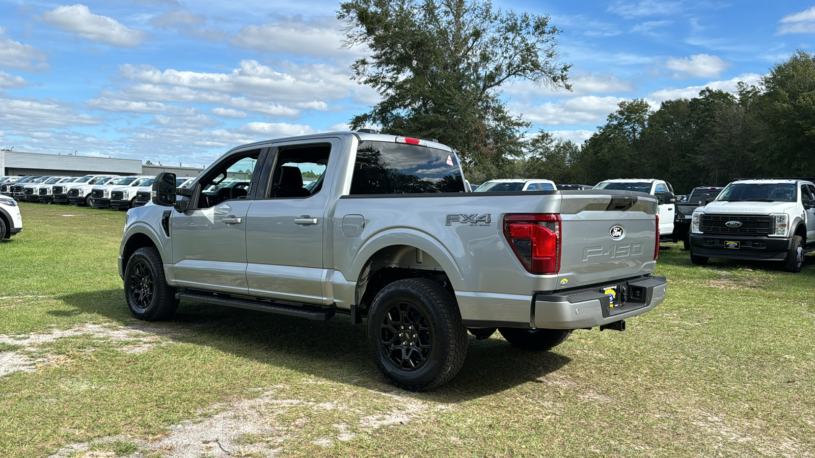 2024 Ford F-150 XLT 4