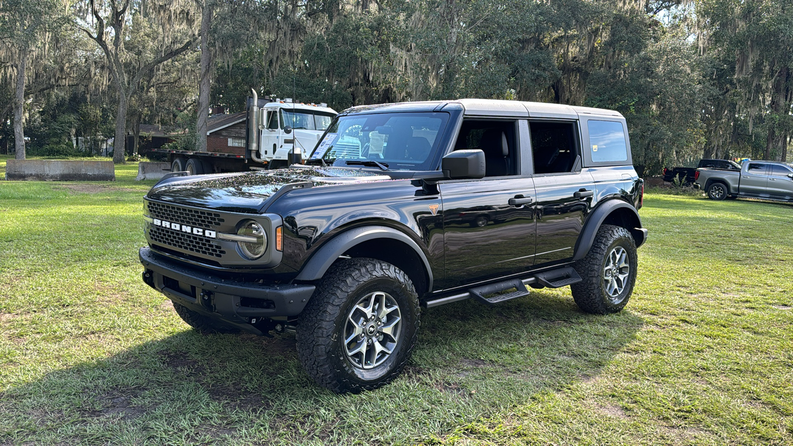 2024 Ford Bronco Badlands 2