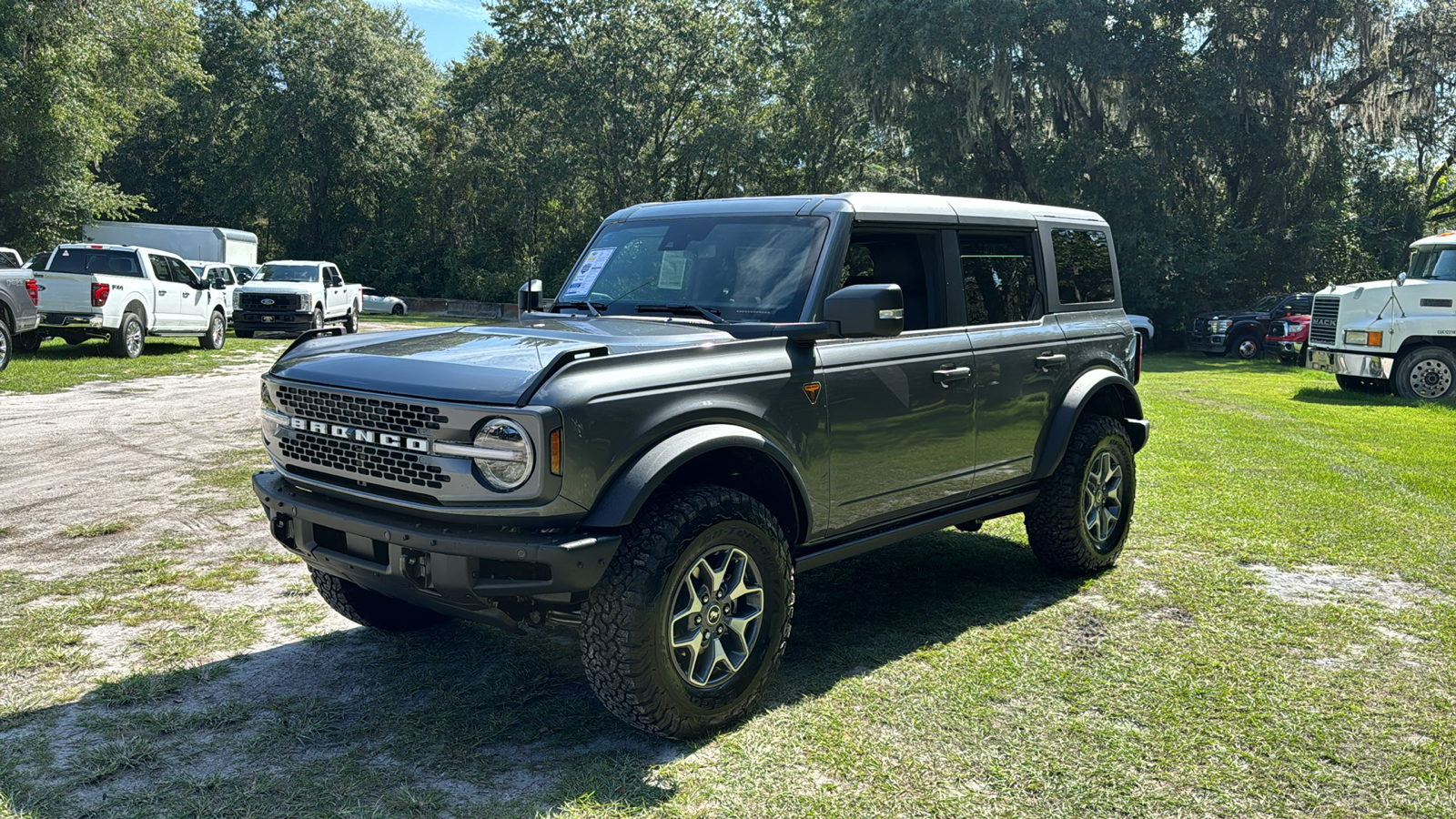 2024 Ford Bronco Badlands 2