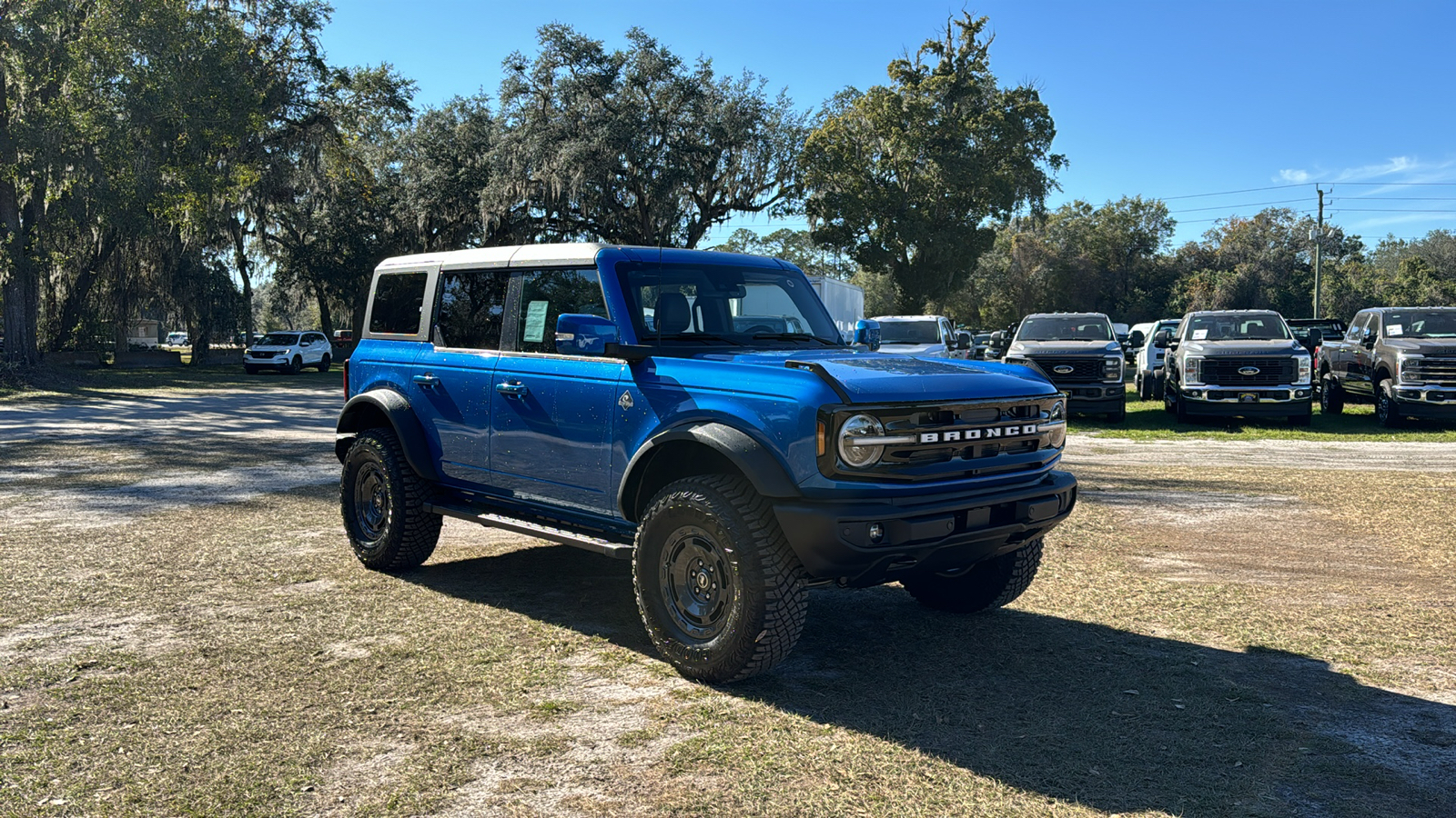 2024 Ford Bronco Outer Banks 1