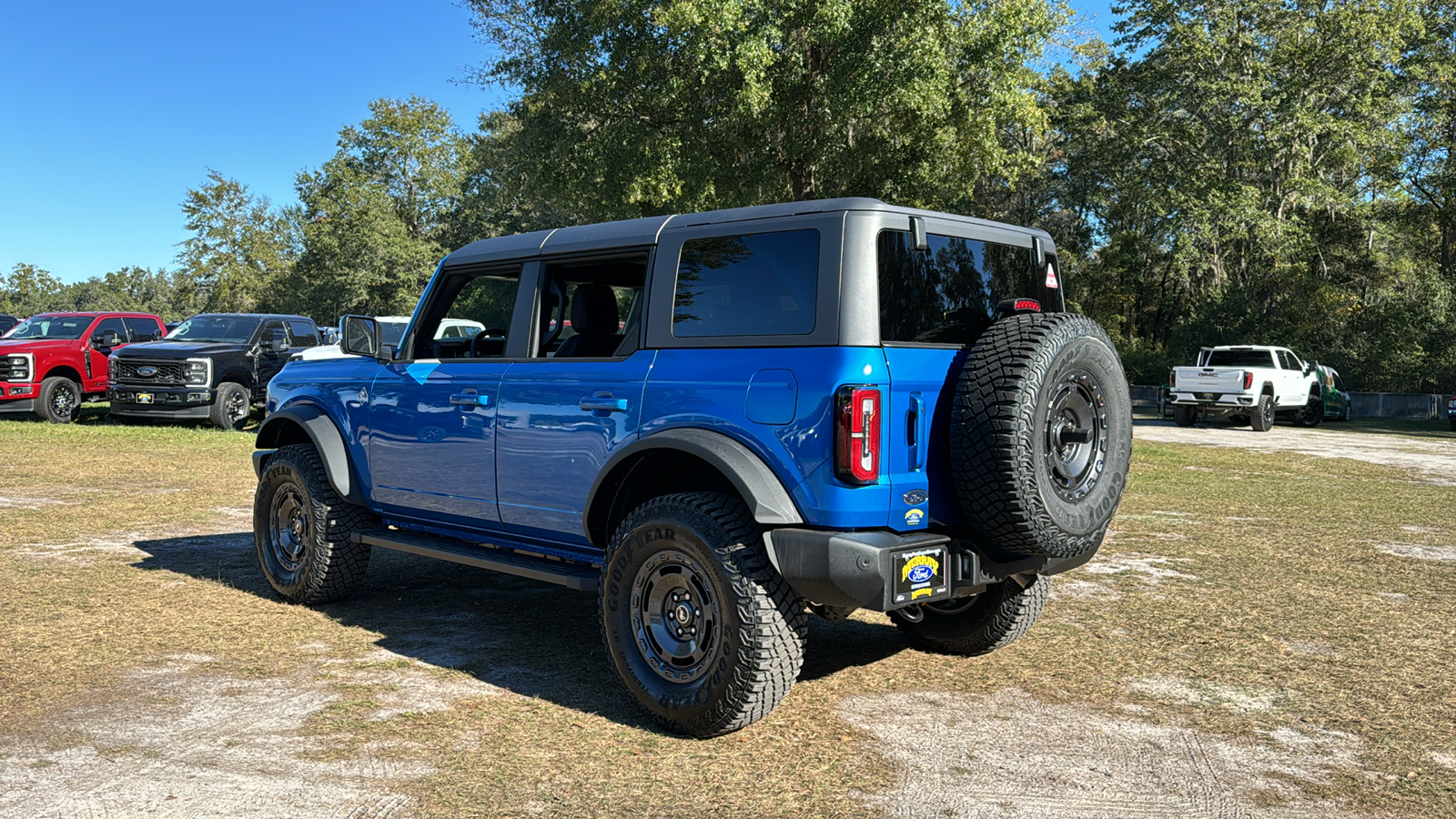 2024 Ford Bronco Outer Banks 4