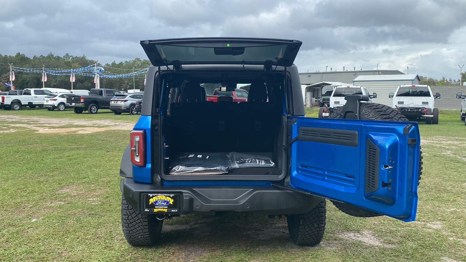 2024 Ford Bronco Outer Banks 33