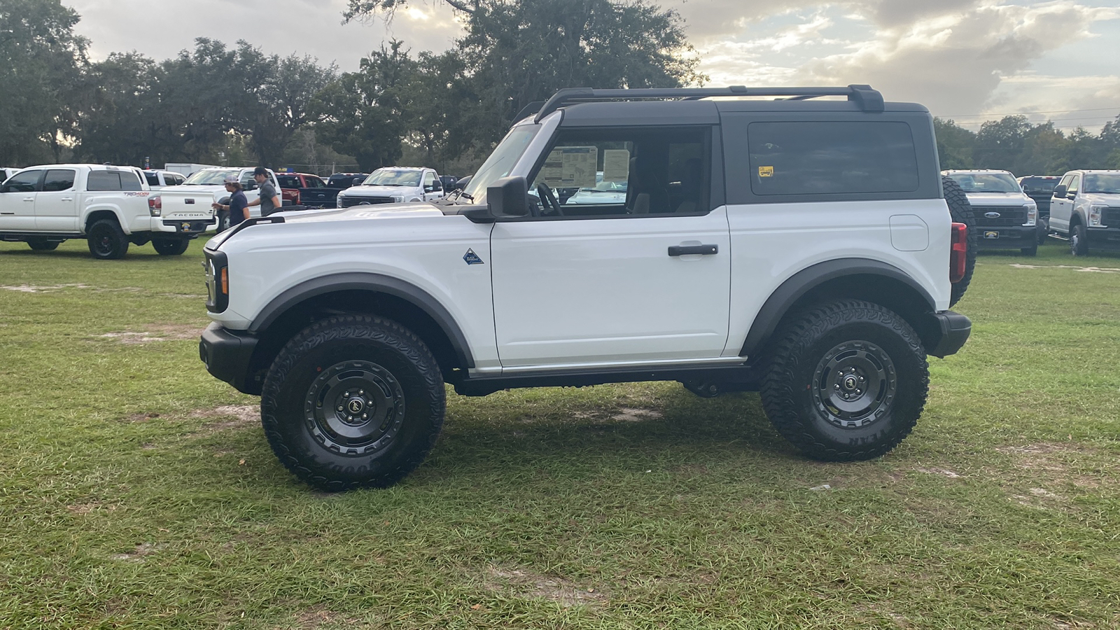 2024 Ford Bronco Black Diamond 4