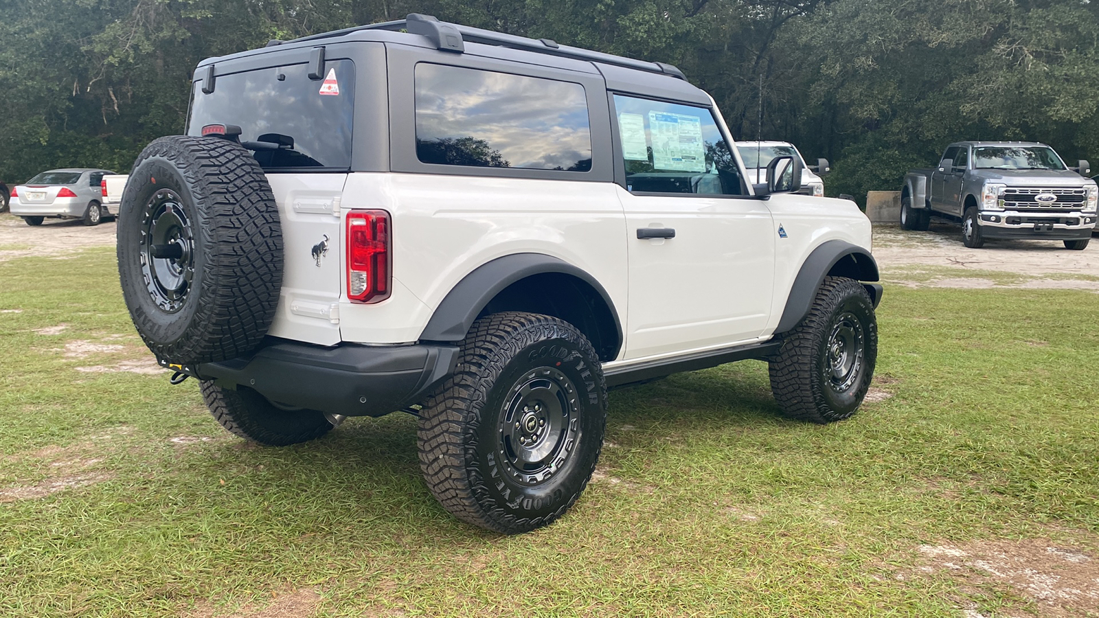 2024 Ford Bronco Black Diamond 24